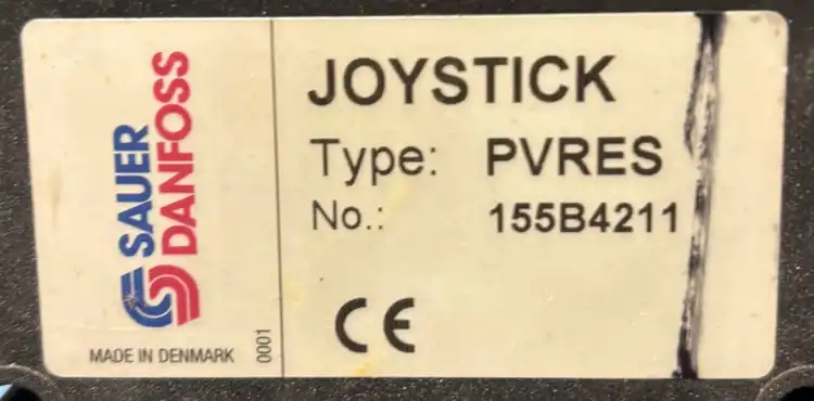 Sauer-Danfoss-PVRES-155B4211-Joystick-2