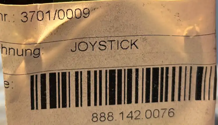W.-Gessmann-S14-3701-0009-Joystick-4