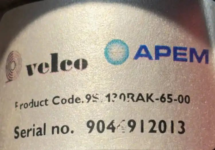 Velco-APEM-9S1120RAK-65-00-Joystick-2