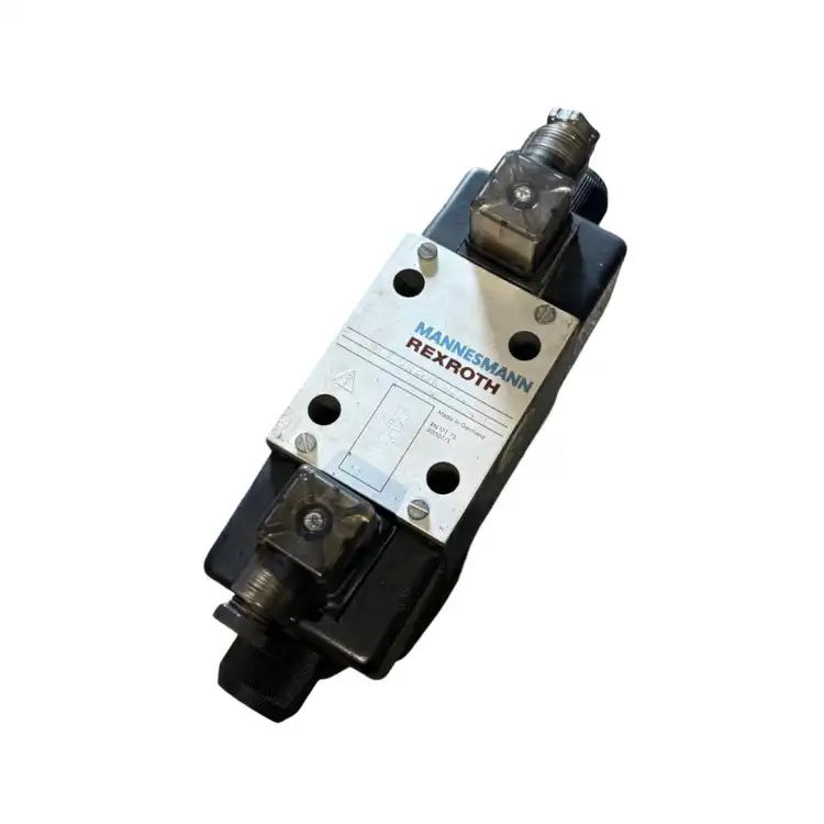 Mannesmann-Rexroth-4-WE-10-J31-CW110N9Z5L-001507-3-Zawór-hydrauliczny