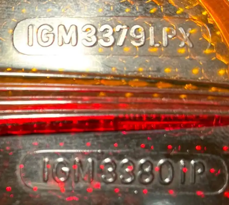 Bosch-K23262-CH1083305-Tylne-światło-3