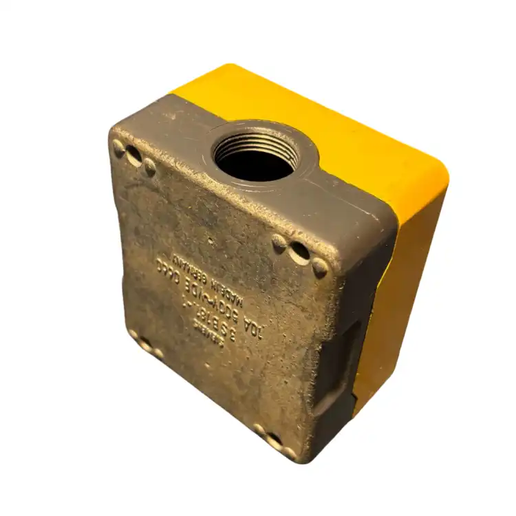 Siemens-3SB181-1-Przycisk-bezpieczeństwa-10A-500V-4