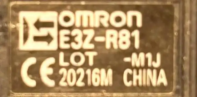 OMRON-E3Z-R81-M1J-Czujnik-fotoelektryczny-2