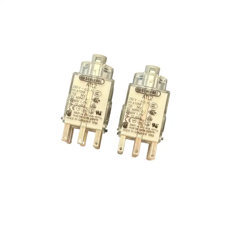 Schlegel-ATL2-Element-stykowy-250V-1,2W-AC-15-2-SZTUKI