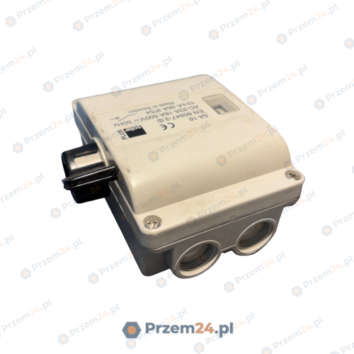SOLAR-PLUS-SA-16-SA16-Wyłącznik-bezpieczeństwa-16A-500V-50Hz-10kA-2