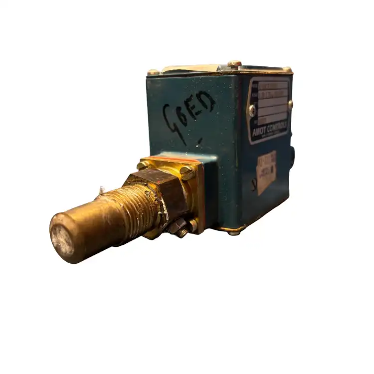 Amot-Controls-4140AK1E11EE4EE-Czujnik-ciśnienia-i-temperatury-0.28-3.72-Bar-2